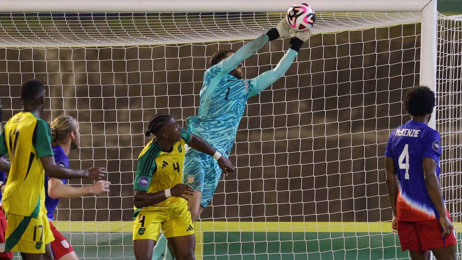 克斯的進攻 克斯的進攻