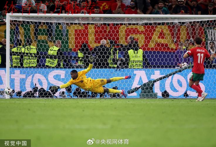 CAL半决赛上演点球大战 宏兴海龙星会师决赛 CAL半决赛上演点球大战 宏兴海龙星会师决赛